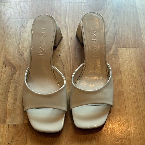 BY FAR Romy Sandals - Picture 2 of 7